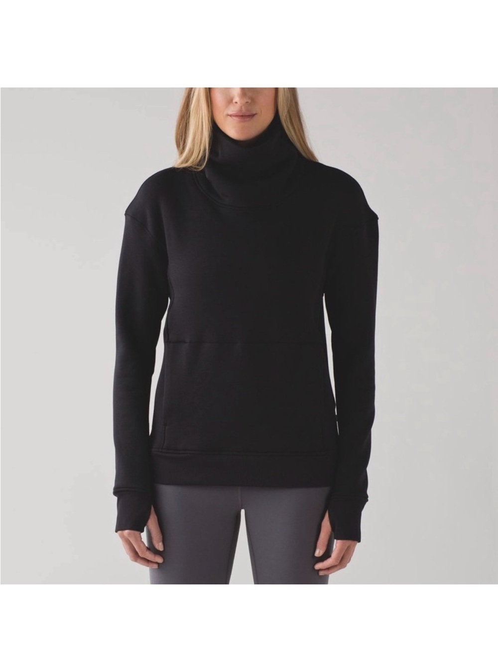Lululemon Kick the Cold Women’s Funnel Neck Pullover Black Athletic Sweatshirt